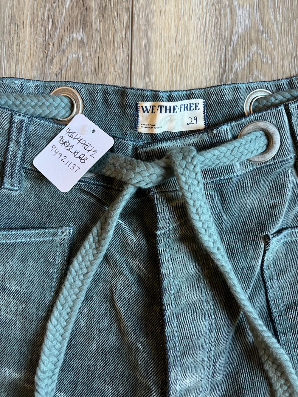 We The Free Moxie Flocked Velvet Barrel Jeans In Mountain Green NWT Size 29 - Picture 4 of 5